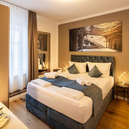 Hotel Schwanen Memmingen Bagian luar foto