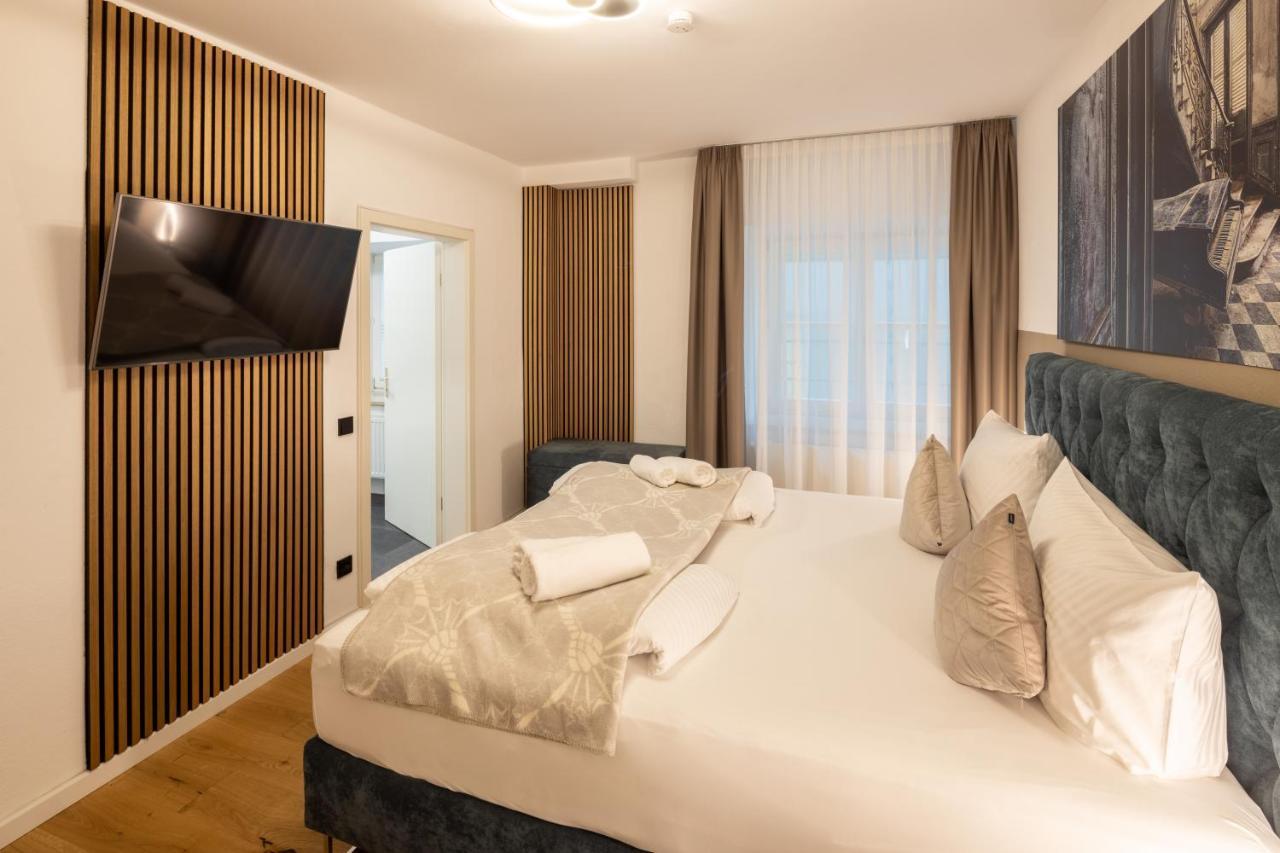 Hotel Schwanen Memmingen Bagian luar foto