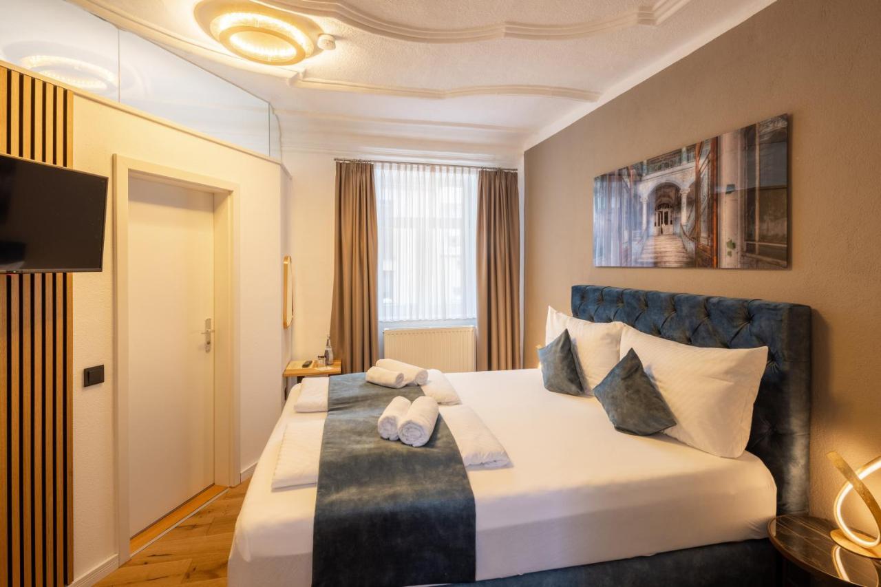 Hotel Schwanen Memmingen Bagian luar foto